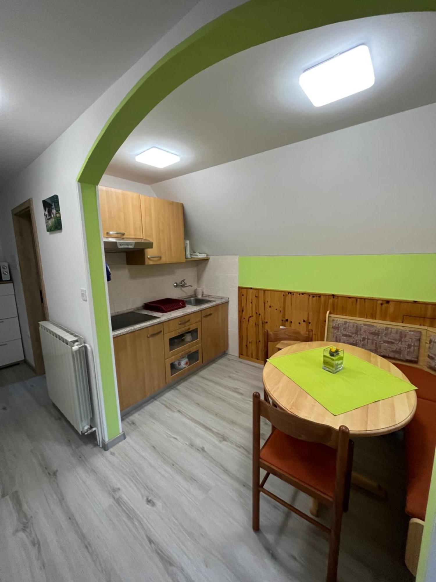 Apartmaji In Sobe Cuder Soča Habitación foto